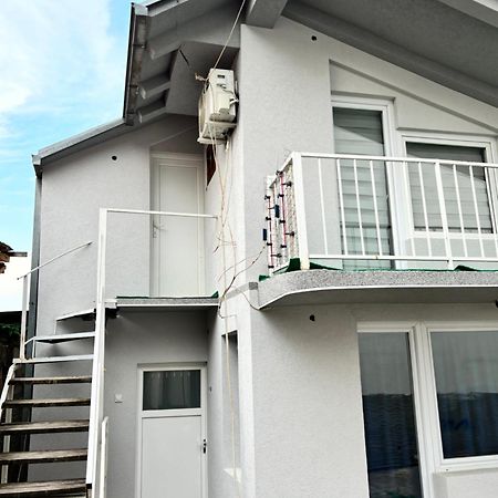 Apartman Sava Nisz Zewnętrze zdjęcie