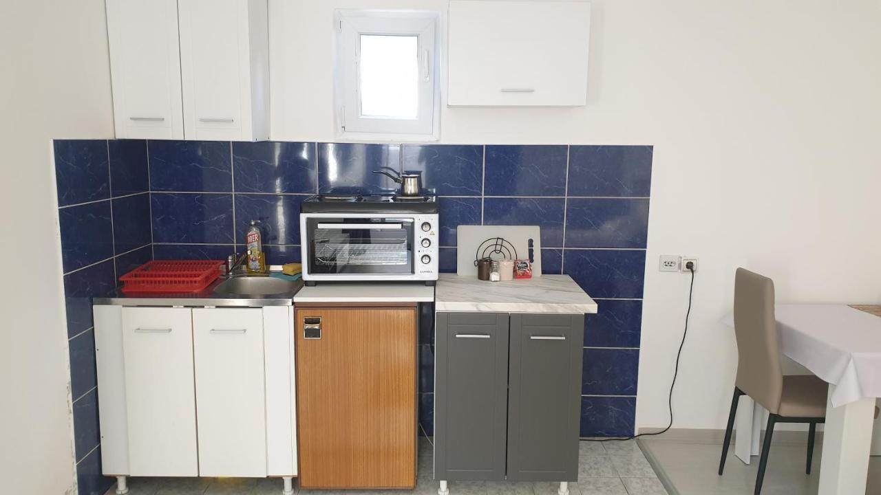 Apartman Sava Nisz Zewnętrze zdjęcie